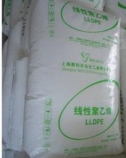 用于手包 承运人 垃圾袋LLDPE  LL0220KJ