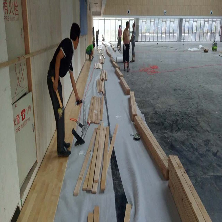 室内体育运动木地板 枫木体育运动木地板 **体育场运动地板  双鑫体育