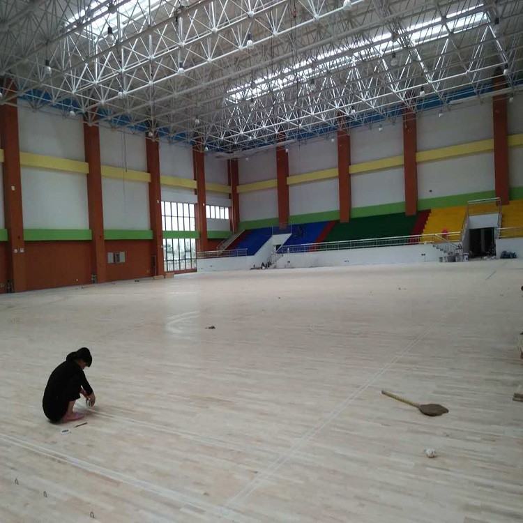 篮球木地板安装 体育木地板价格  专业体育运动木地板  双鑫体育